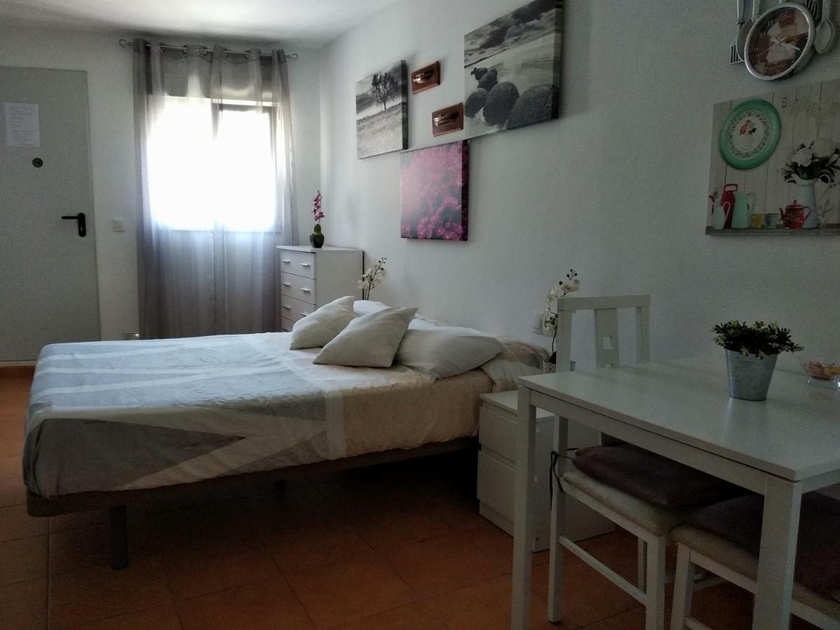 Coqueto Estudio Con Acceso A Piscina * Tarifa